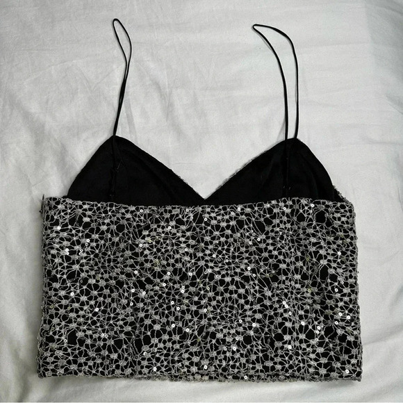 Line + Dot Metallic Sequin Black Crop Top - Picture 3 of 3